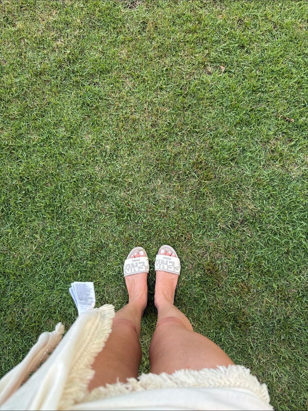100% Auth Fendi Beige Logo Slide Sandals - Picture 7 of 7